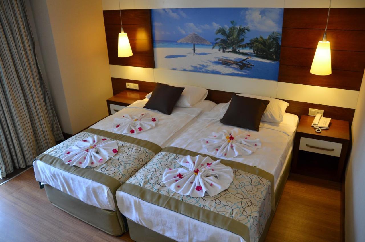 Holiday City Hotel (Adults Only) Side Rum bild