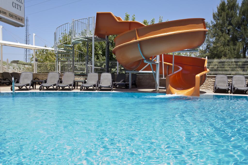 Holiday City Hotel (Adults Only) Side Exteriör bild