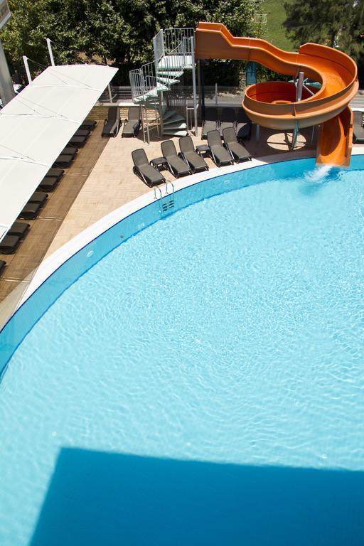 Holiday City Hotel (Adults Only) Side Exteriör bild